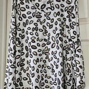 NIC+ZOE Black and Tan Leaf Print Top 2X